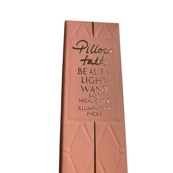 Charlotte Tilbury Pillow Talk Beauty Light Wand Pillow Talk 2 Medium New in Box - Picture 5 of 9
